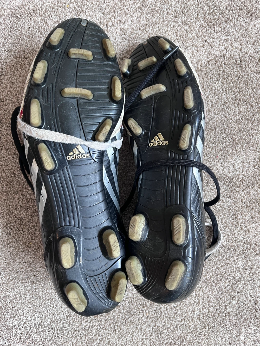 Adidas Predator Soccer Cleats (10.5) - photo 4