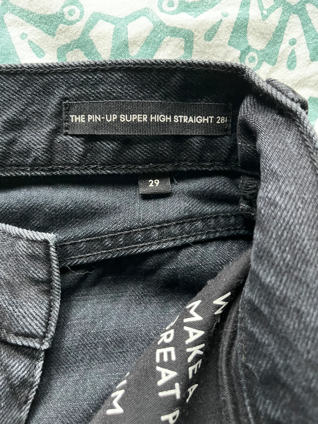 Black Denim Forum, high rise jeans! - photo 4