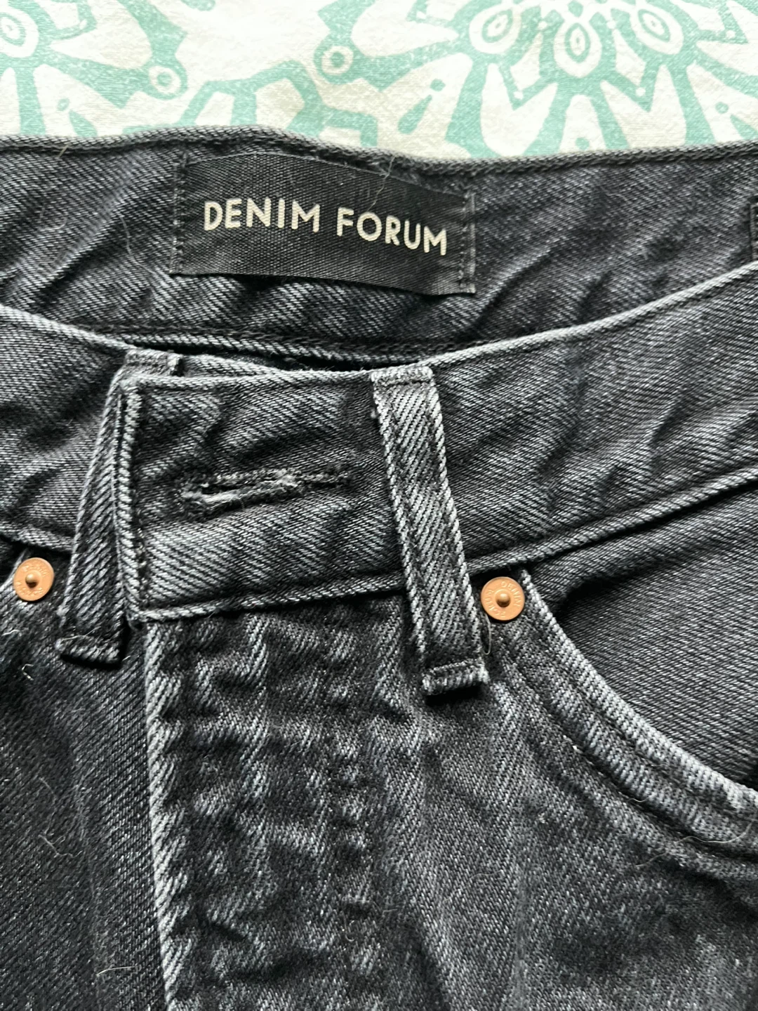 Black Denim Forum, high rise jeans! - photo 2