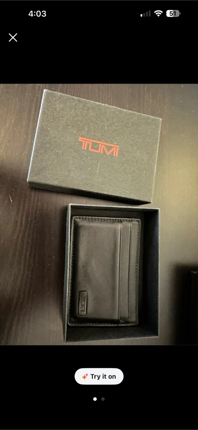Tumi Black Leather card holder / wallet