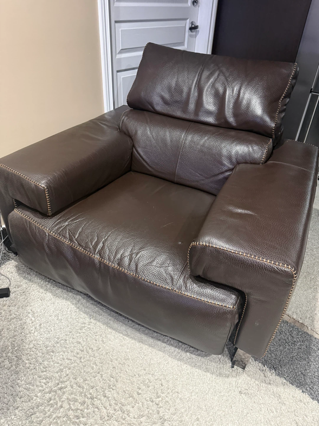 Power Brown Leather Armchair - photo 2