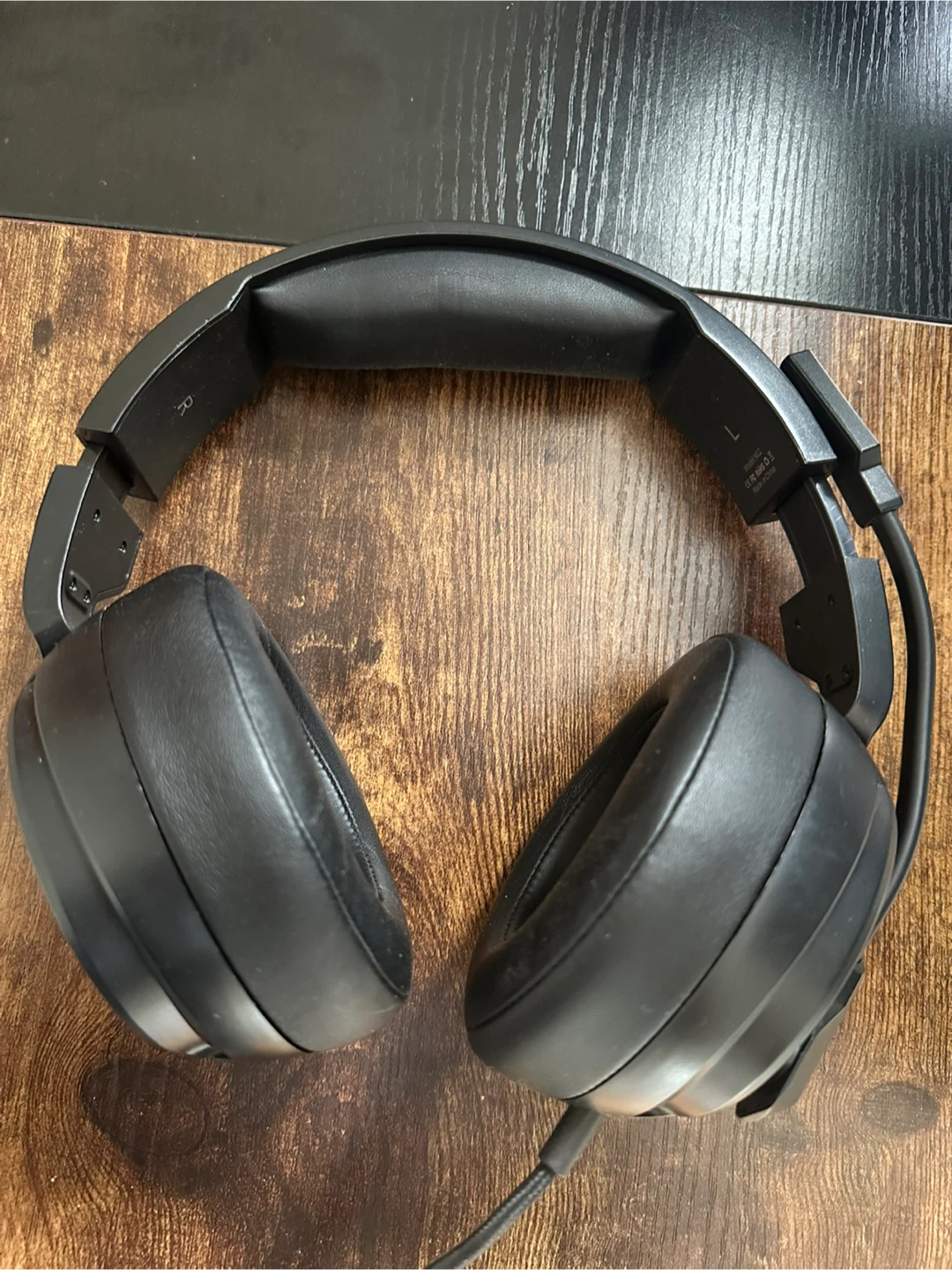 Black Gaming Headset with Microphone