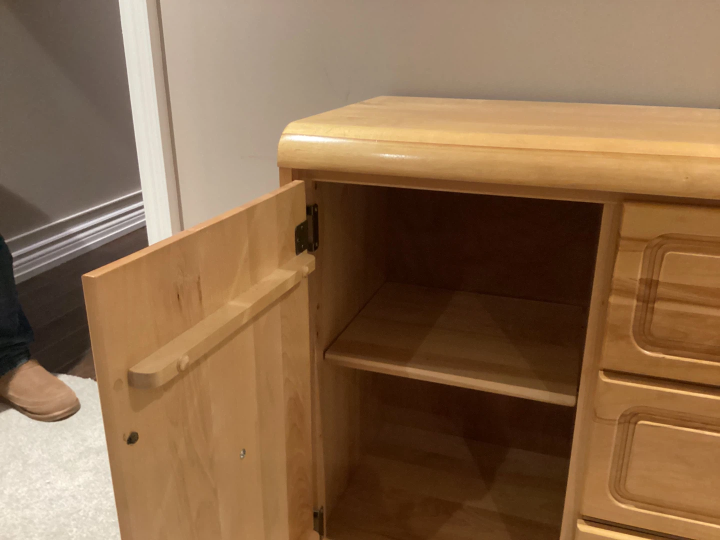Wooden Dresser with 3 Drawers and Cabinet - photo 3