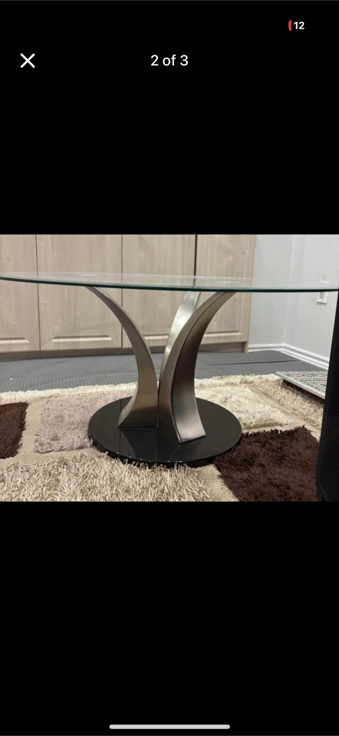 Glass Top Coffee Table $100 - photo 2