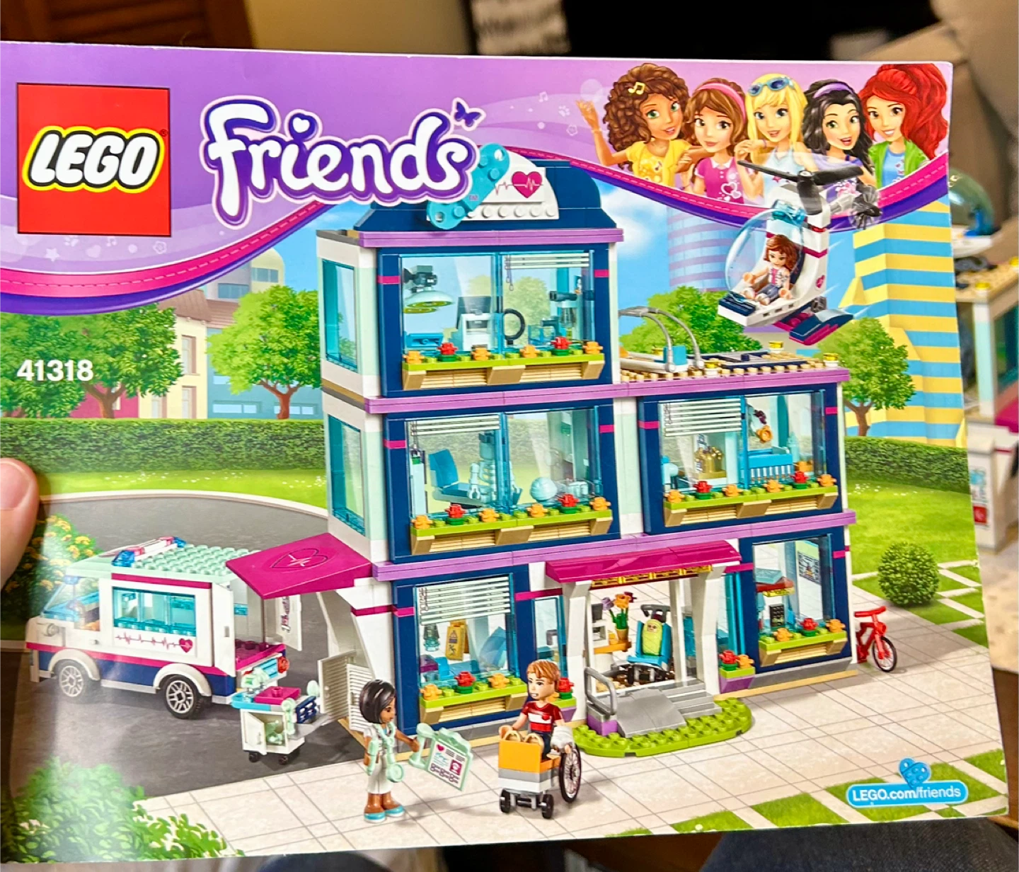 LEGO Friends Hospital Set 41318 - photo 3