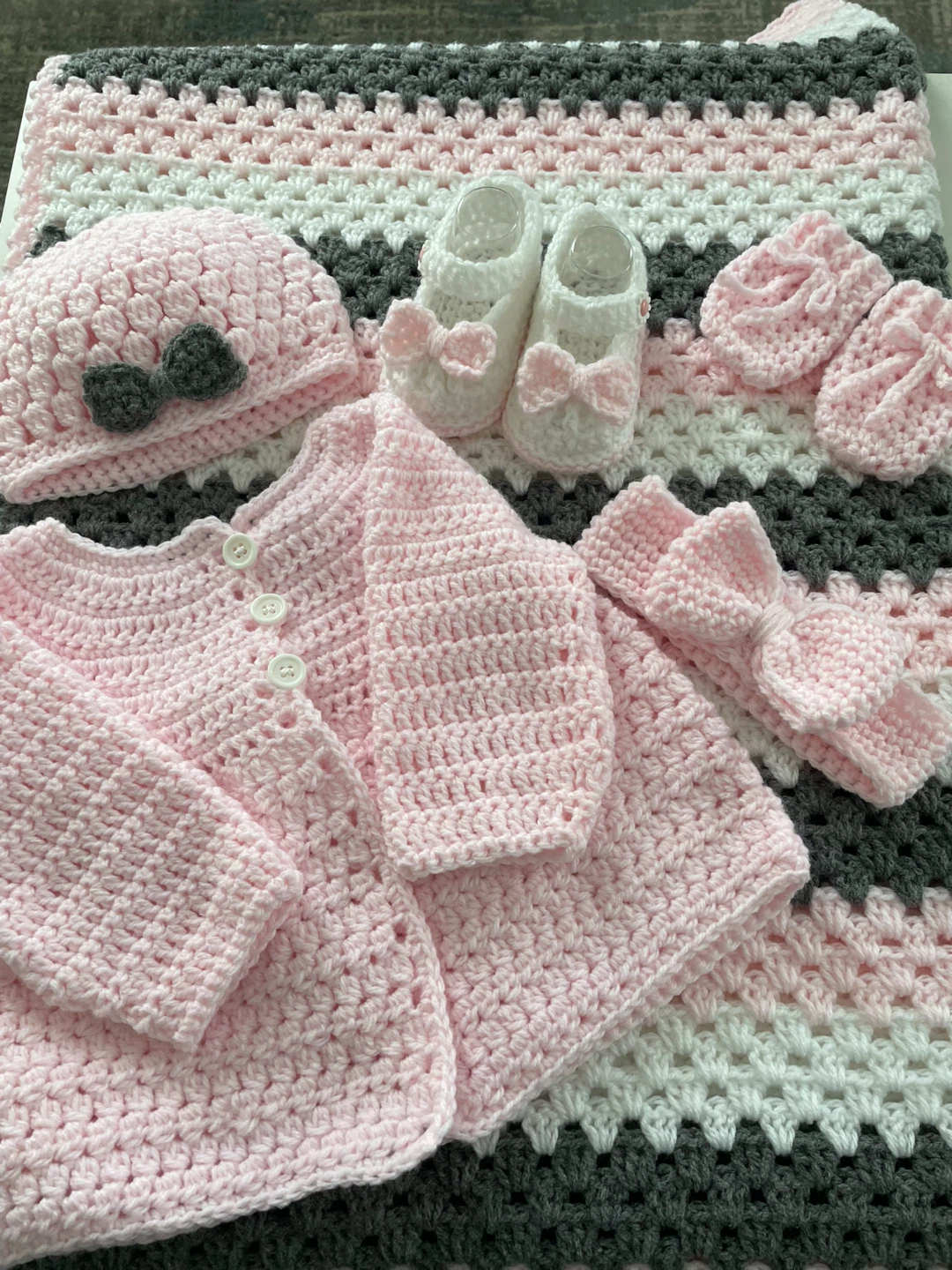 6pc Baby Blanket gift set