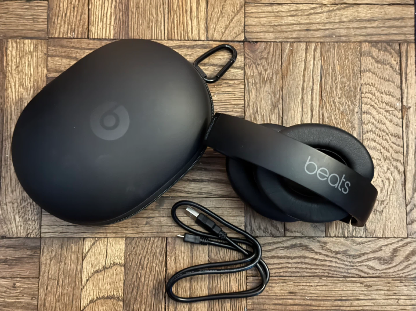 Beats Studio2 Wireless Headphones for sale