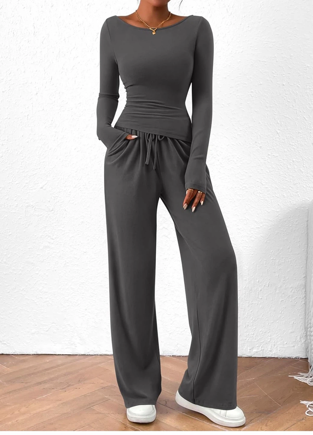 Brand New Two Piece Lounge Set (Medium) - photo 4