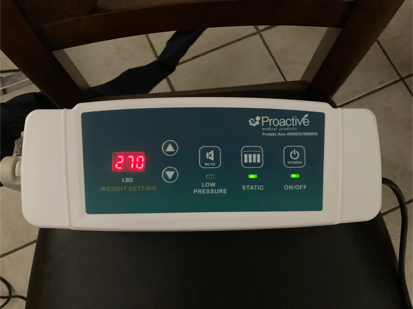 Free Delivery- Low air loss mattress + pump for Hospital Bed - photo 3
