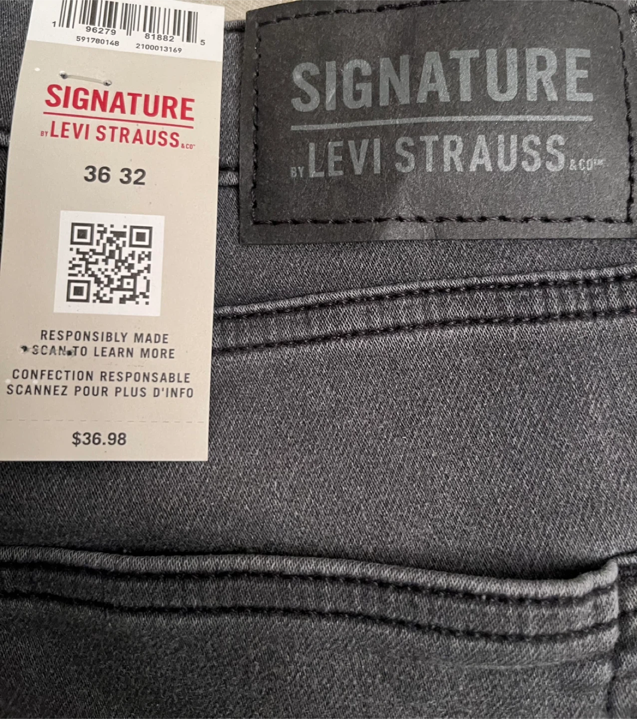 Levi Strauss Signature Slim Fit Jeans - Brand New - photo 2