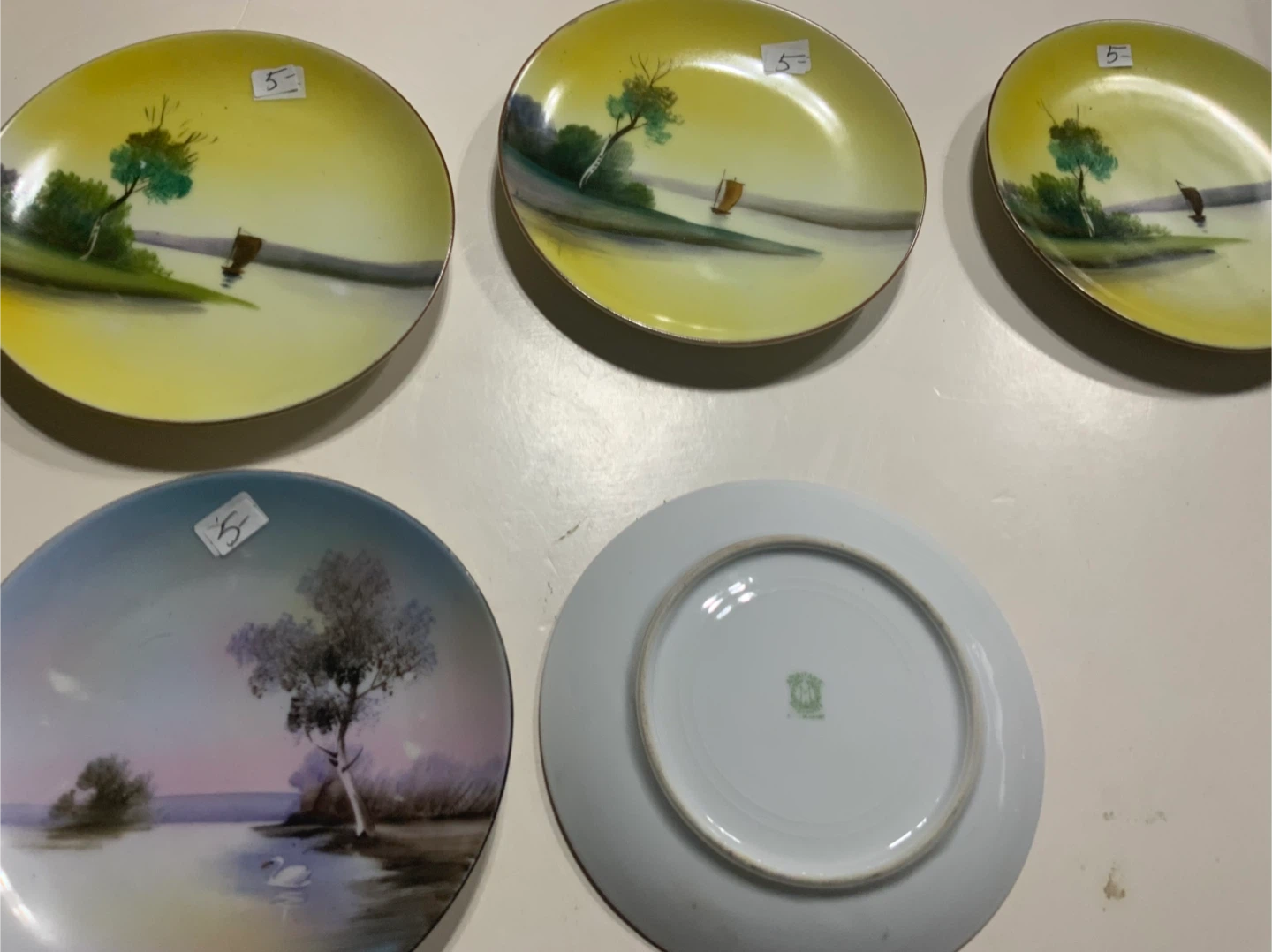 Vintage plates $5.00 each - photo 2