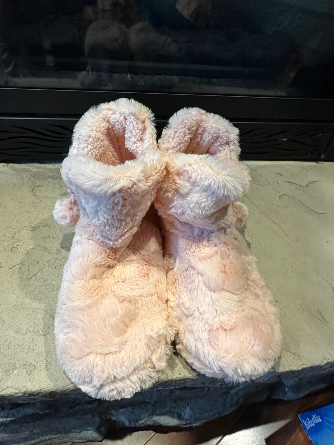 Pink Fuzzy Bootie Slippers Size 40/41 - photo 2