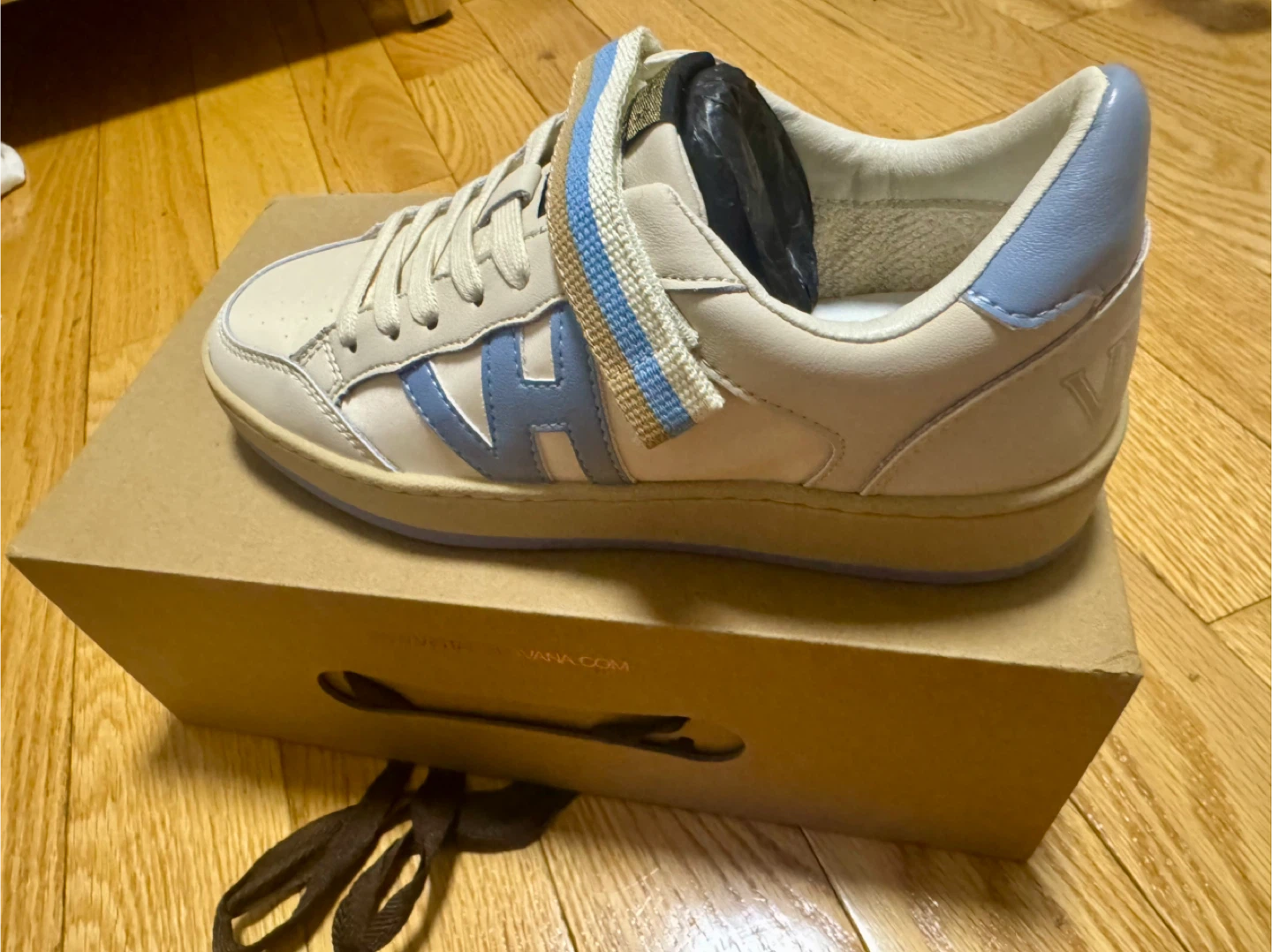 Vintage Havana Women's Sneakers