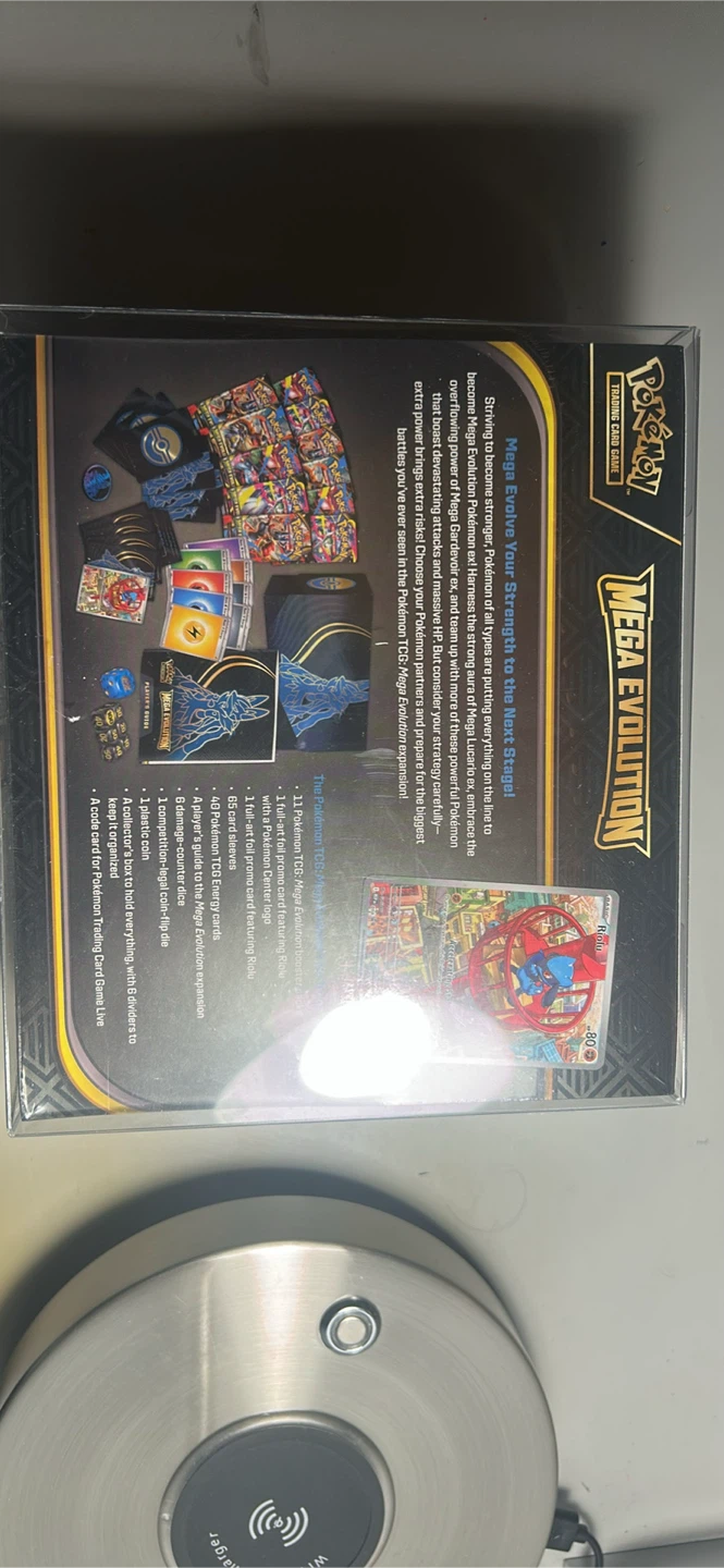 Pokemon Mega Evolution Elite Trainer Box - photo 4