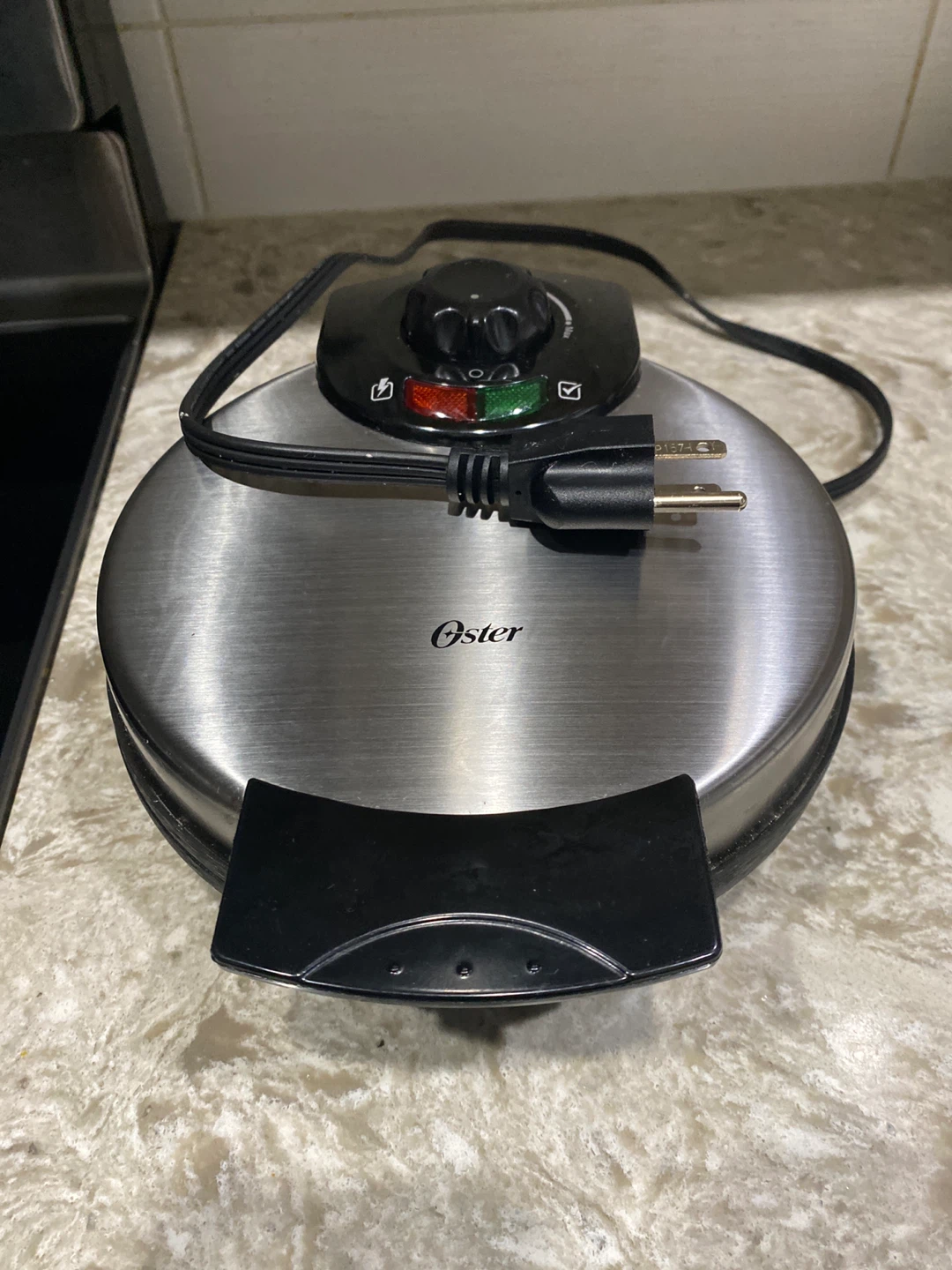 Oster Belgian Waffle Maker - photo 3