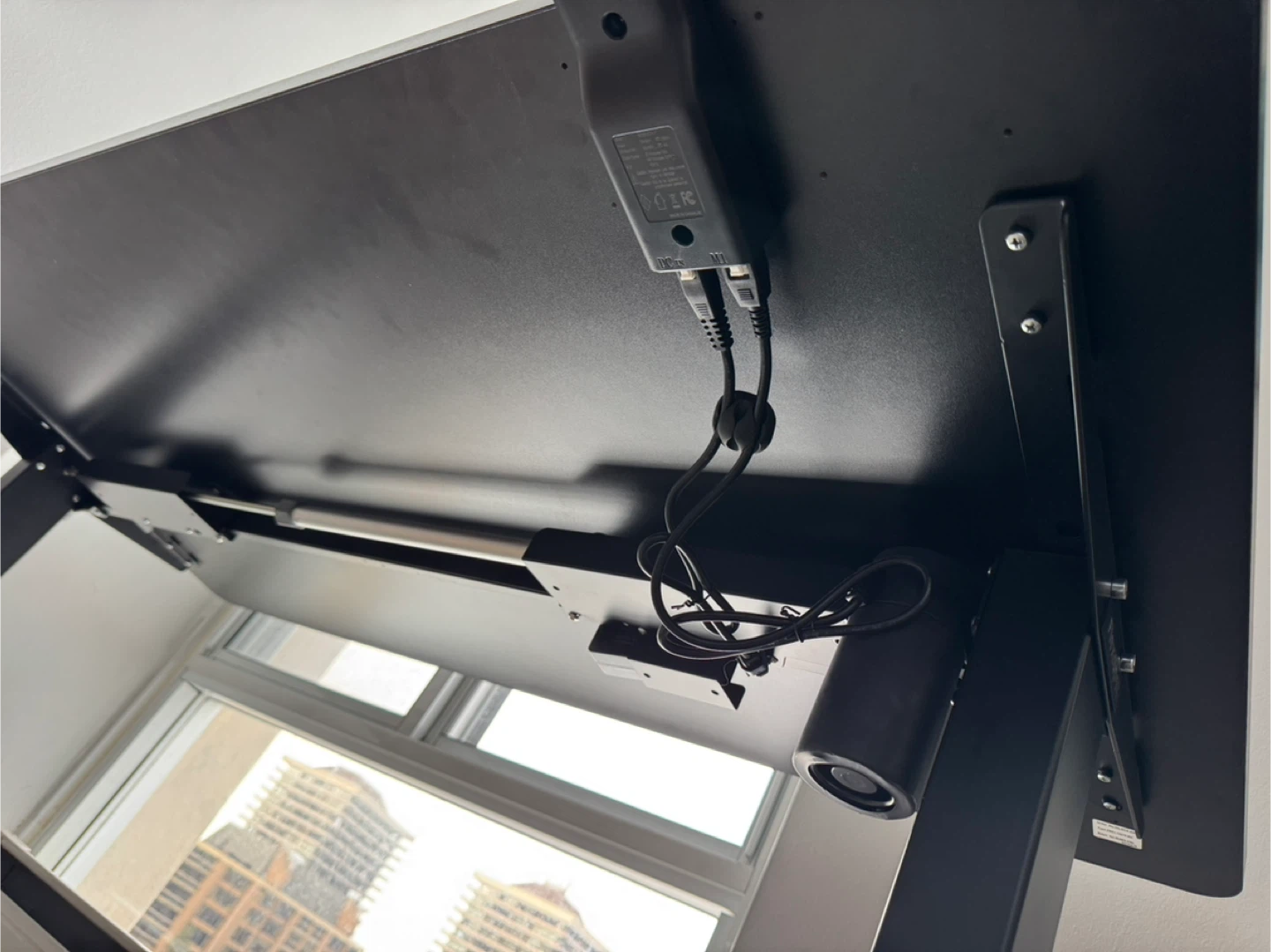 Flexispot Adjustable Height Desk - photo 4