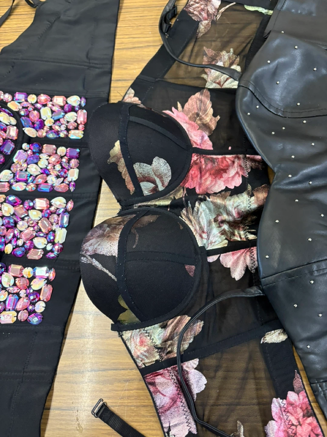 Assorted Women's Corsets and Bustiers - photo 3