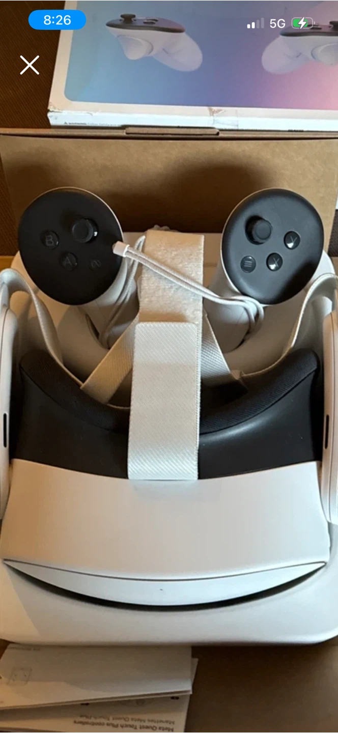 Meta Quest 3 VR Headset - photo 2
