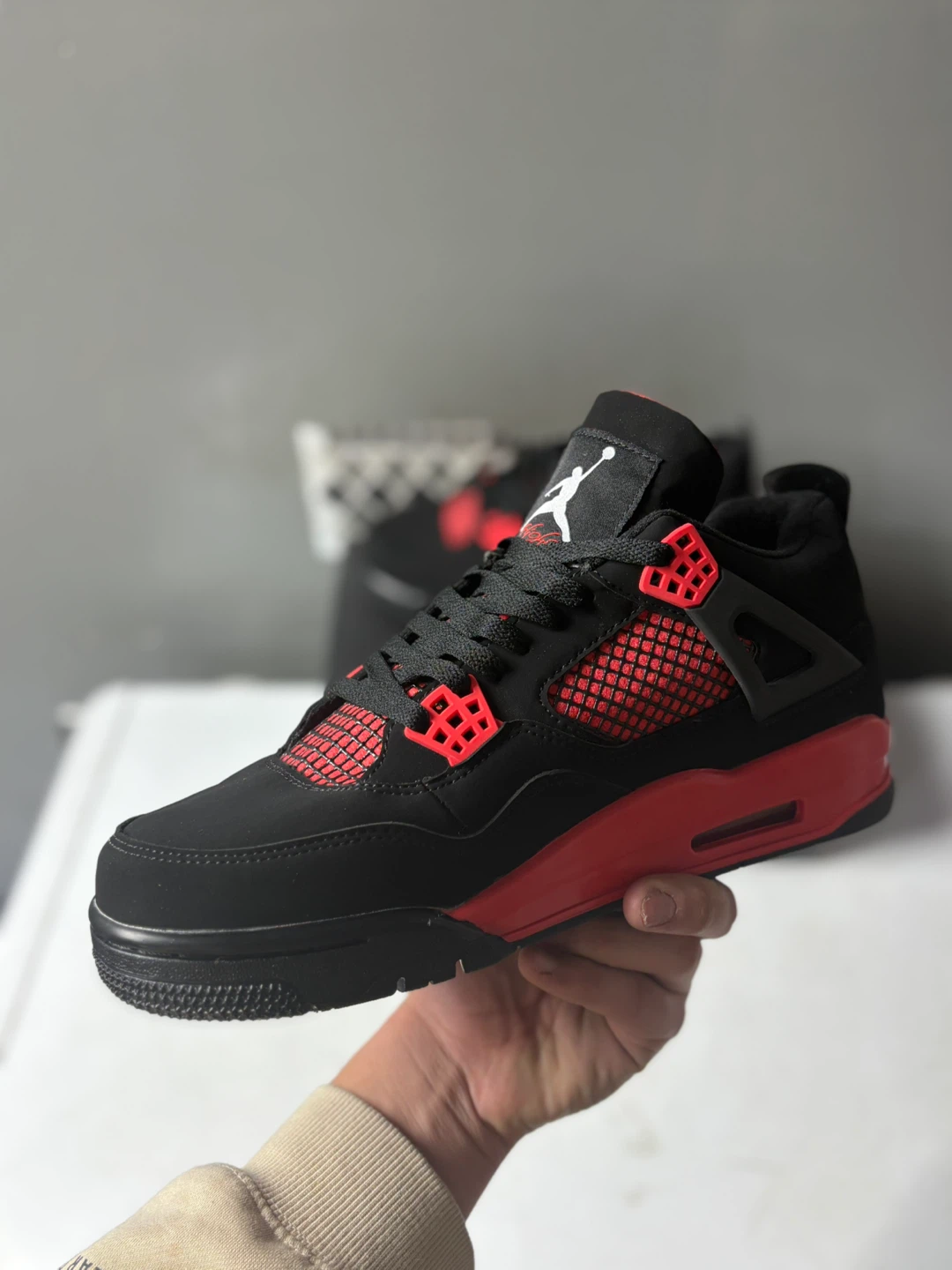 Jordan 4 red thunder - photo 3