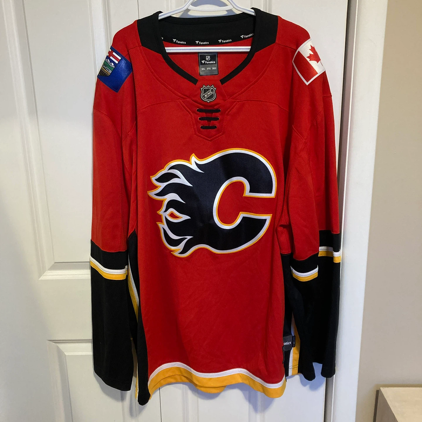 NEW Fanatics Calgary Flames NHL Jersey 3XL