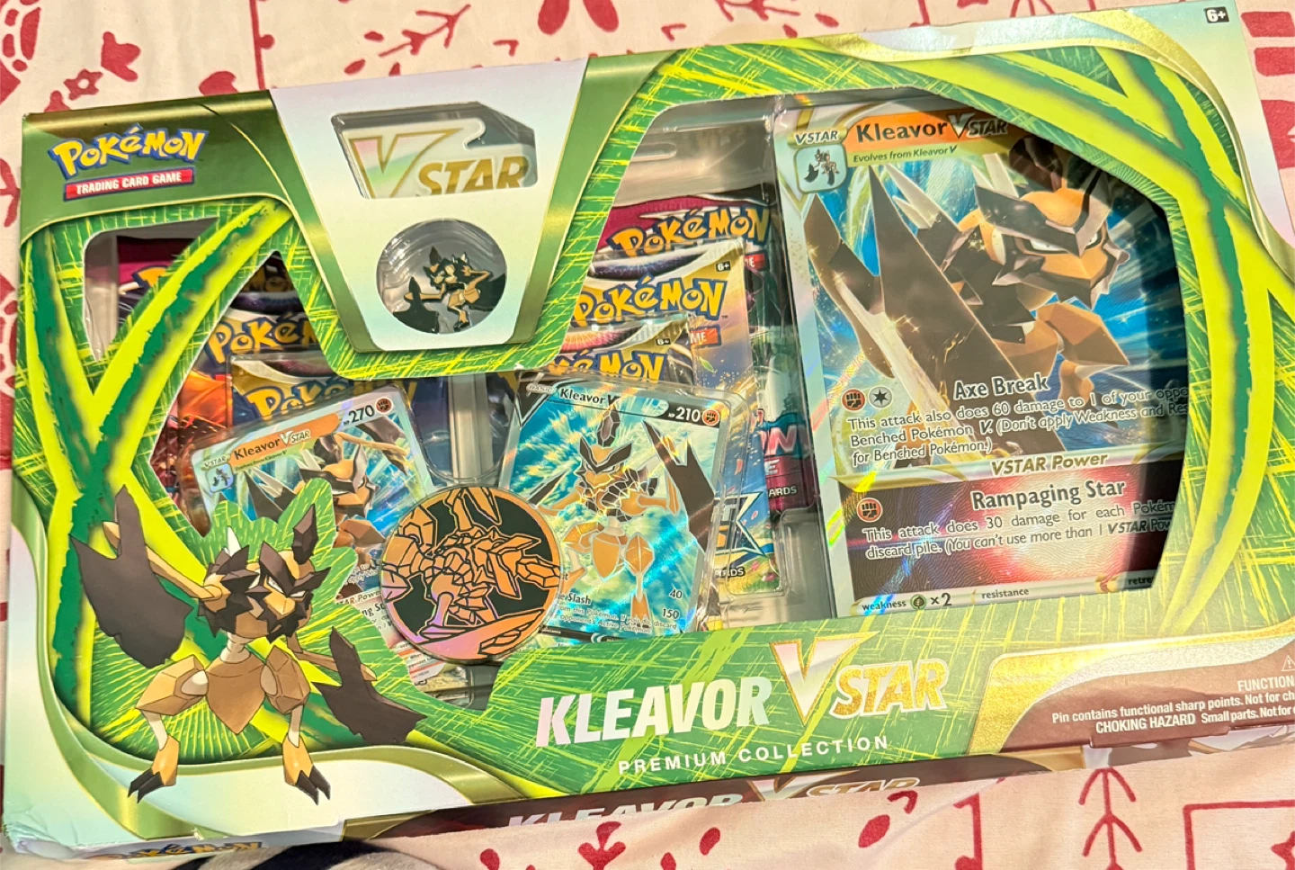 Pokemon Kleavor VSTAR Premium Collection Trading Card Game Box