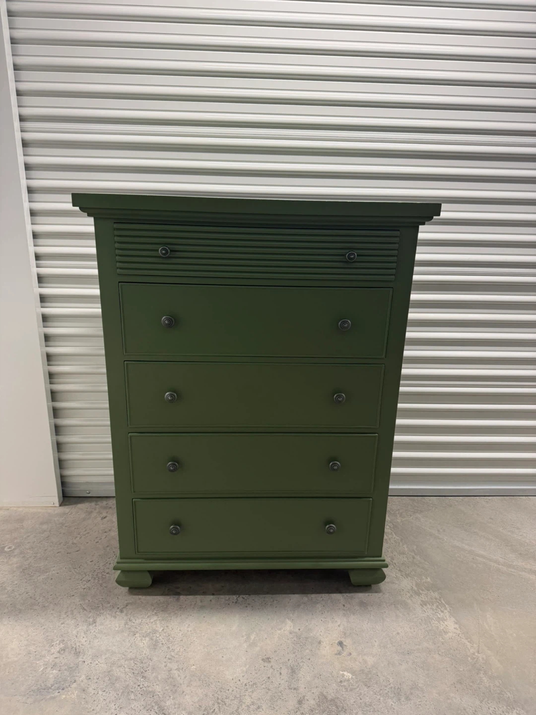 🚨Free Delivery NJ/NY Avocado Solid Wood Dresser - 5 Drawers