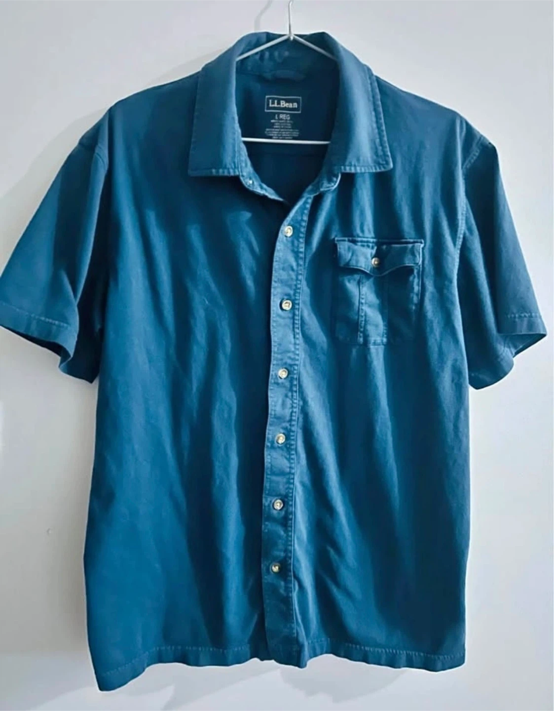 L.L.Bean Men's Short Sleeve Button-Up Shirt - L REG