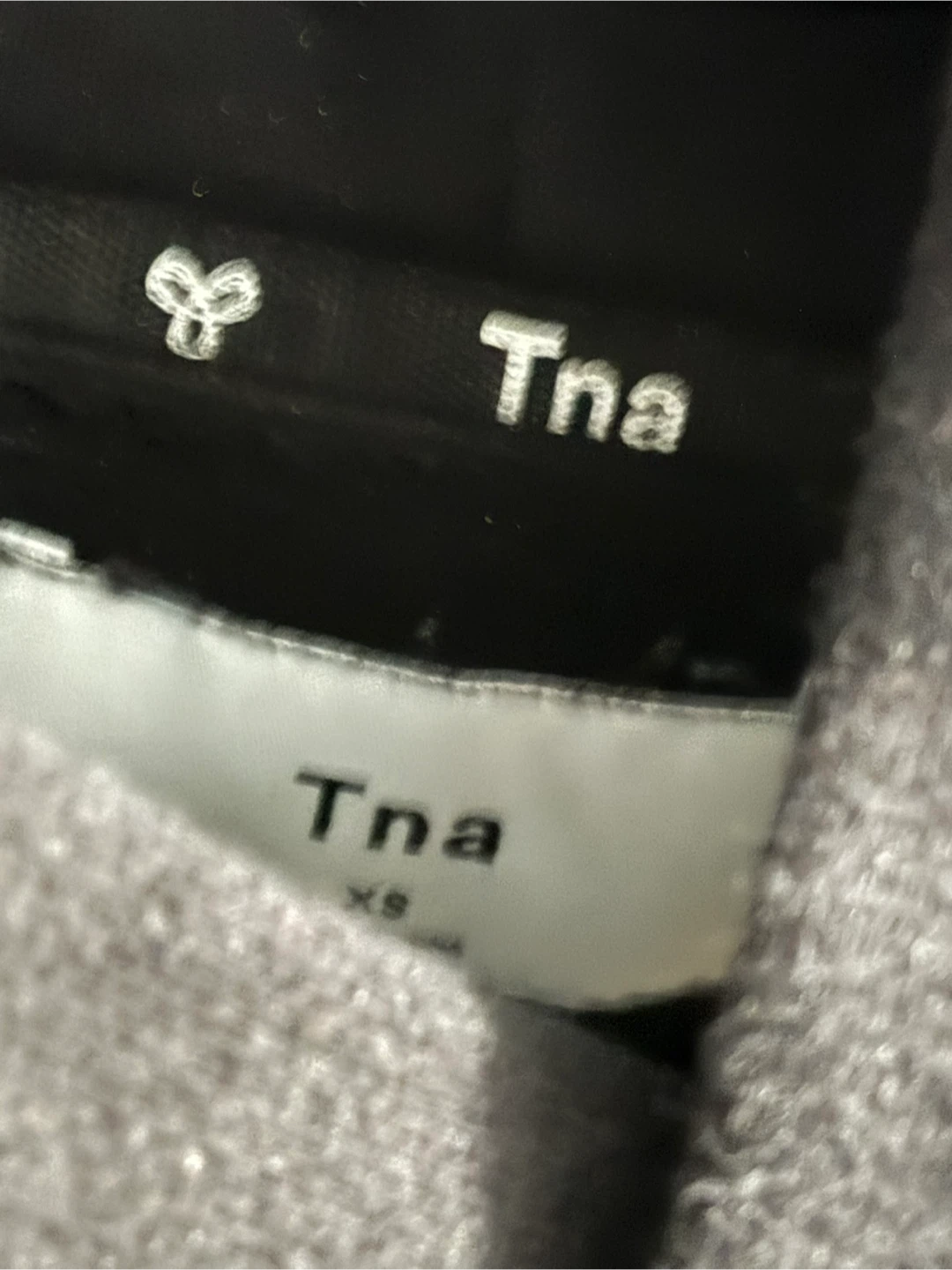 Tna "New York" Cropped Hoodie - Black - photo 2