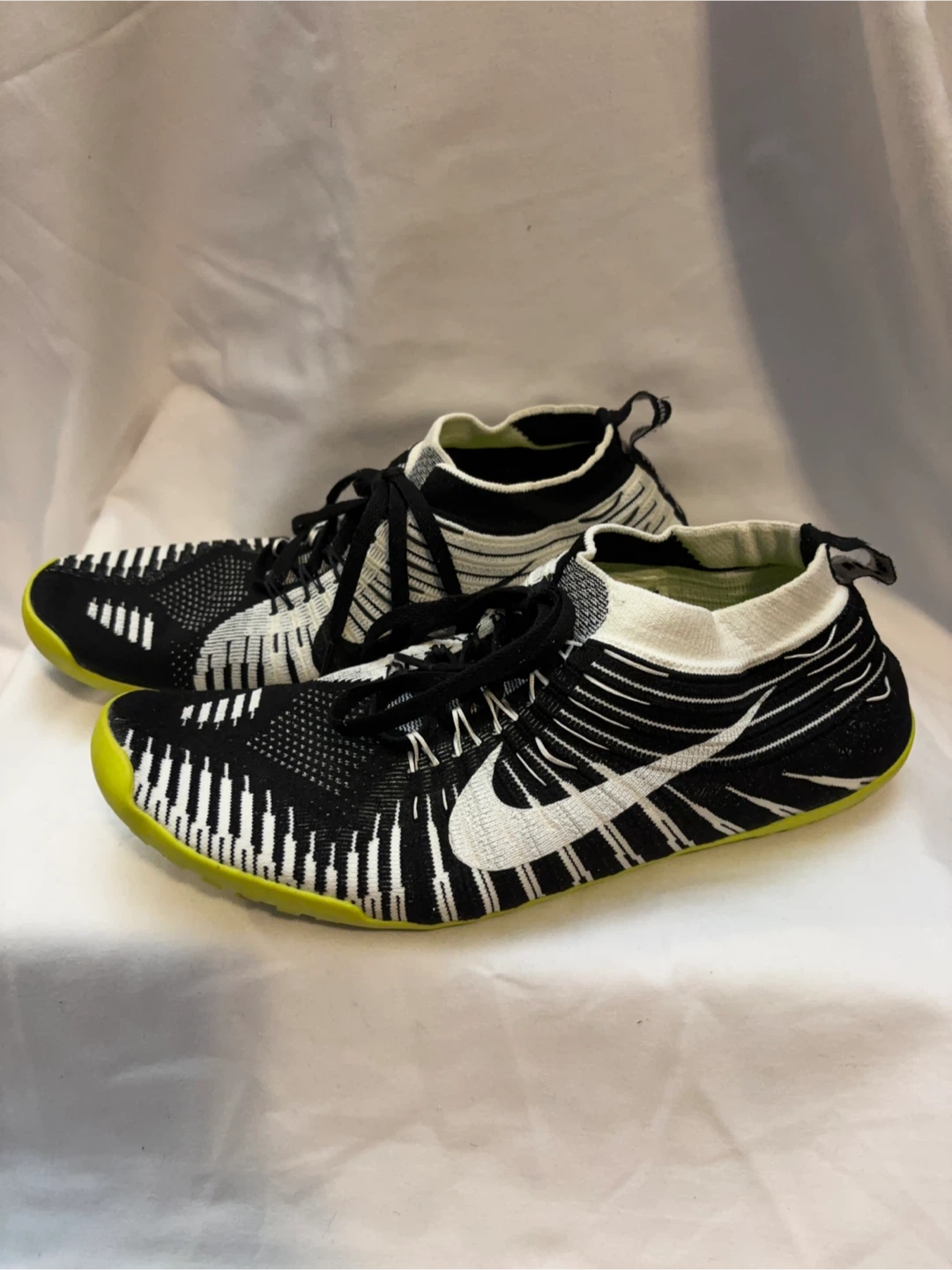 Nike Free Hyperfeel Run - Size 9