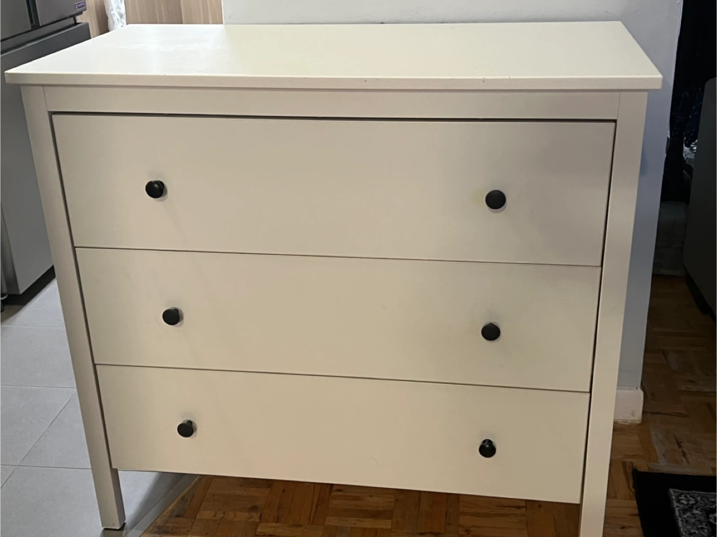 White 3-Drawer Dresser