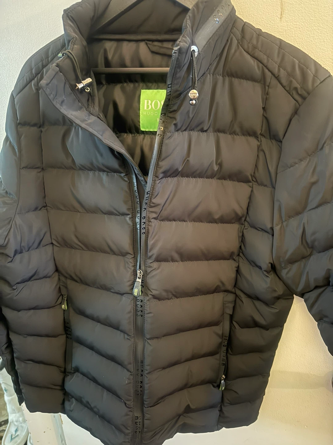 BOSS Hugo Boss Black Puffer Jacket Size M