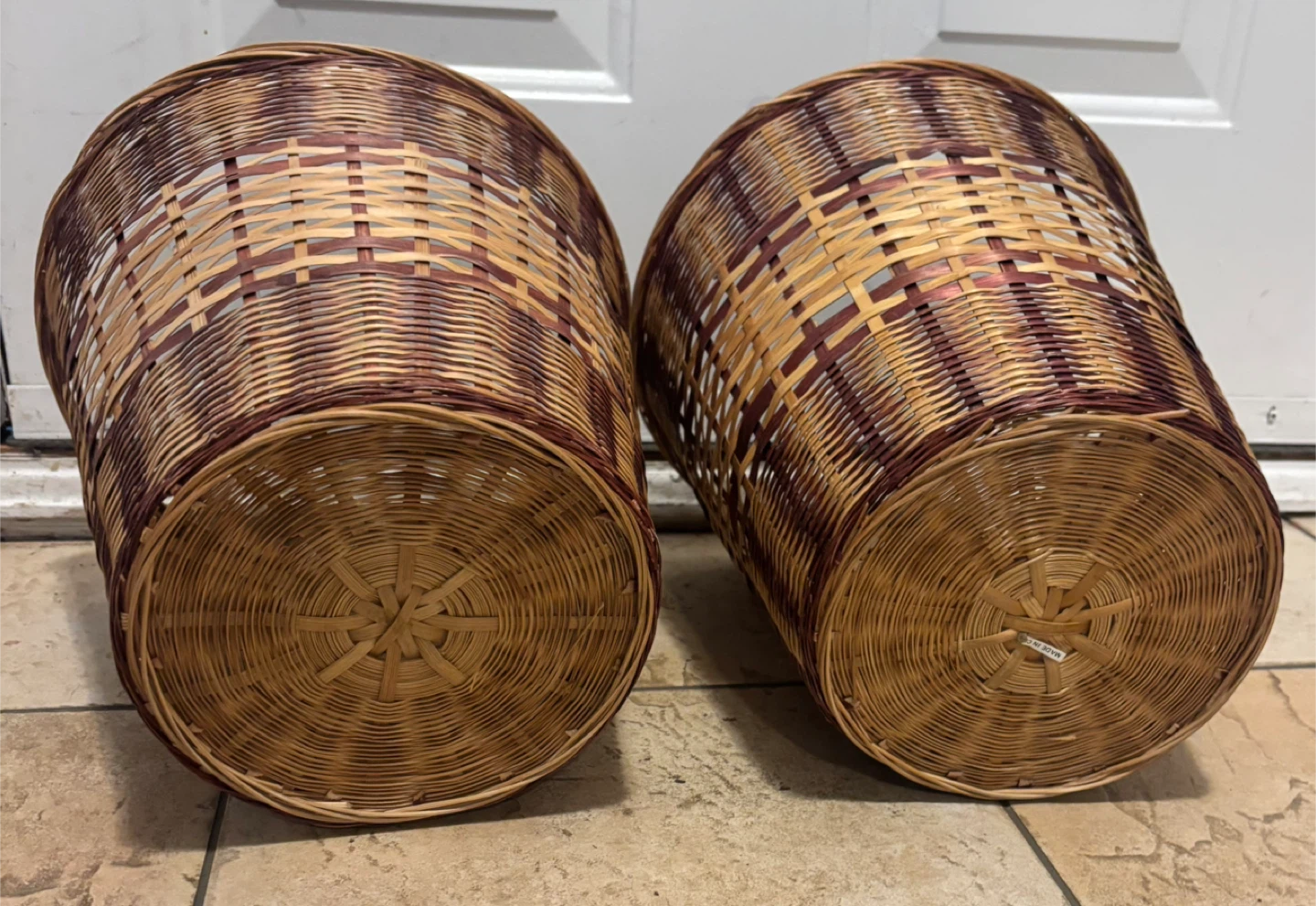 Matching waste baskets - photo 2