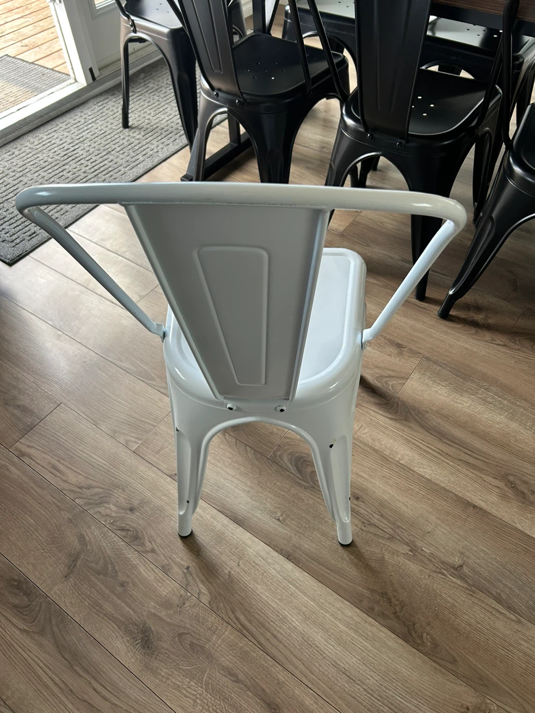 White Metal Tolix Style Chair - photo 3