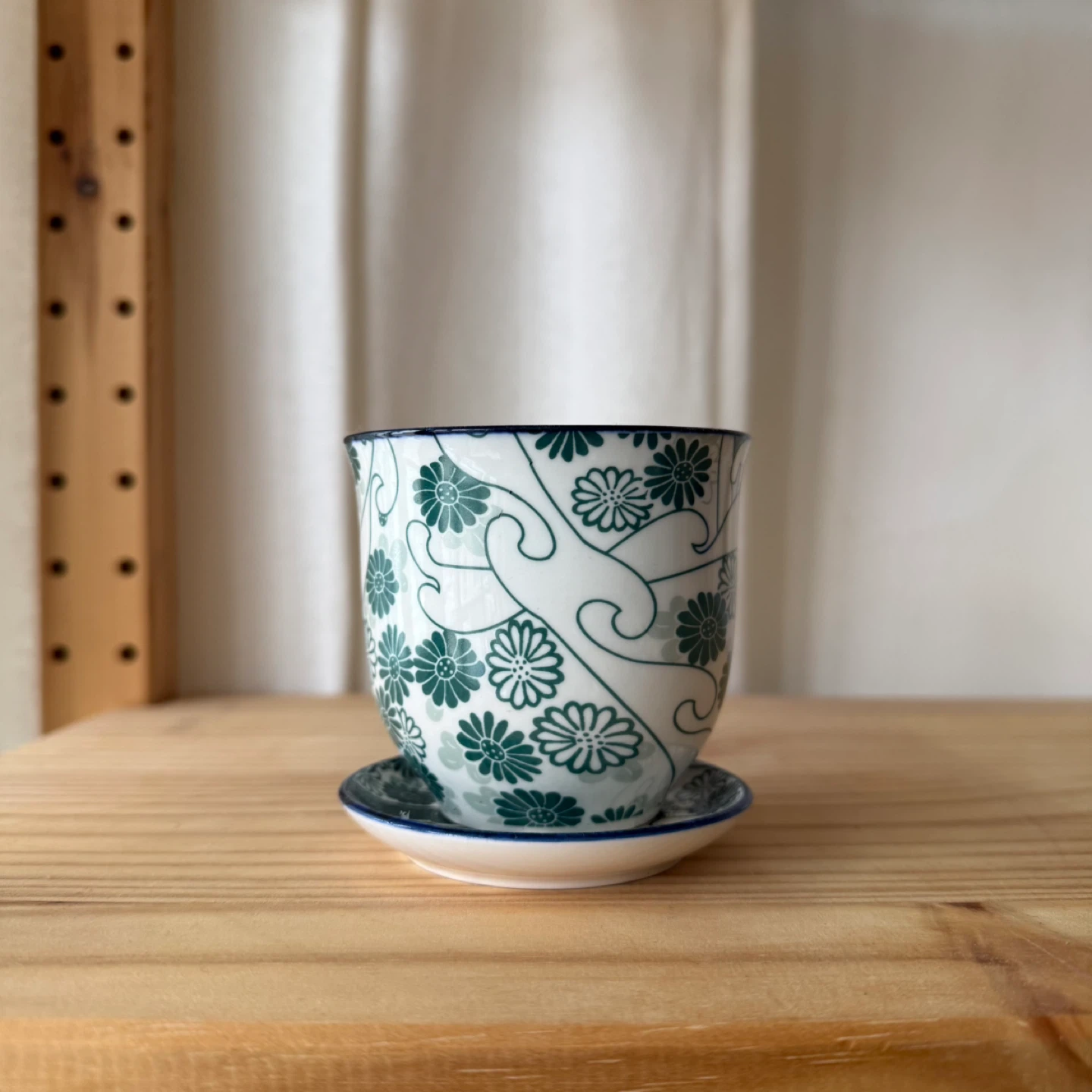 Chive Japanese Style Plant Pot and Saucer Set