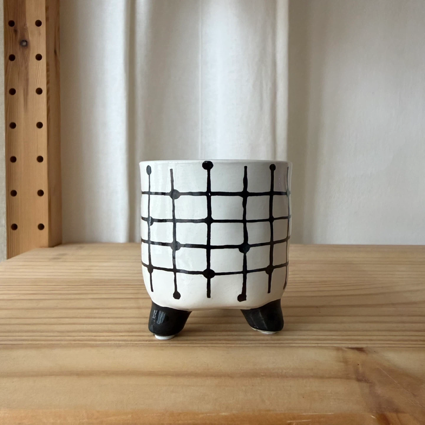 White and Black Grid Planter Pot with Legs