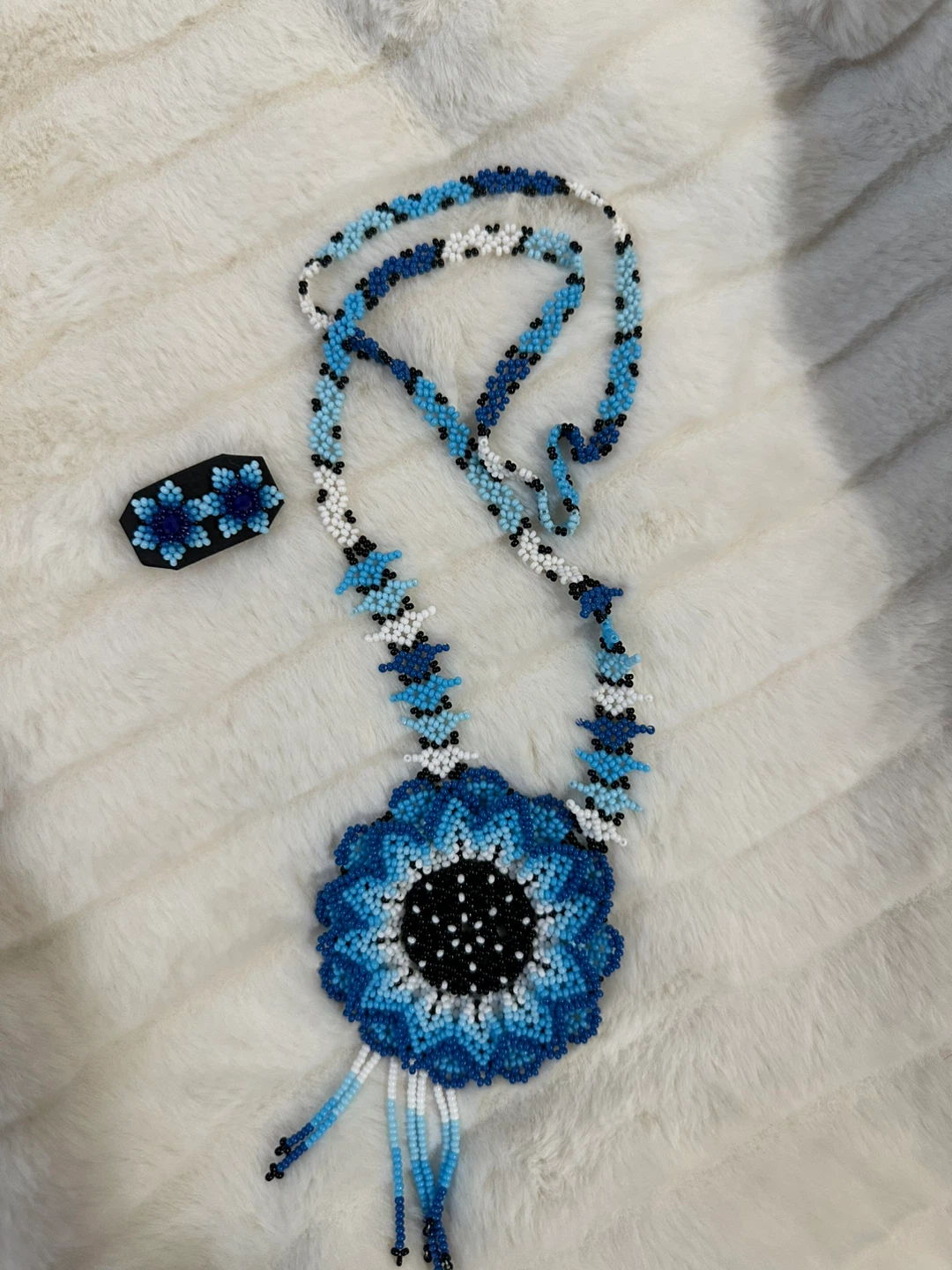 Elegant Handmade Huichol-style Beaded Jewelry Set