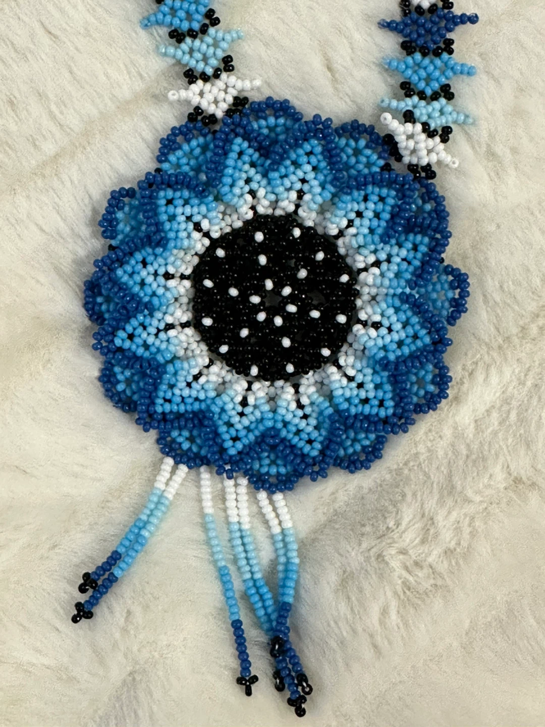 Elegant Handmade Huichol-style Beaded Jewelry Set - photo 3