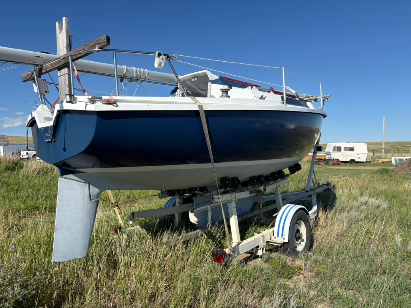Edel 665 sailboat - photo 2