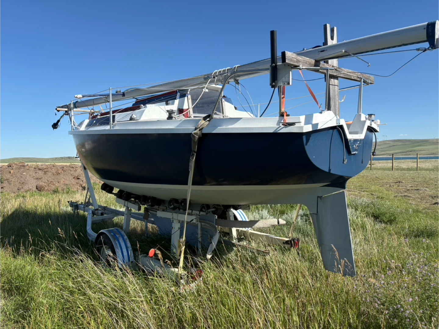 Edel 665 sailboat - photo 3