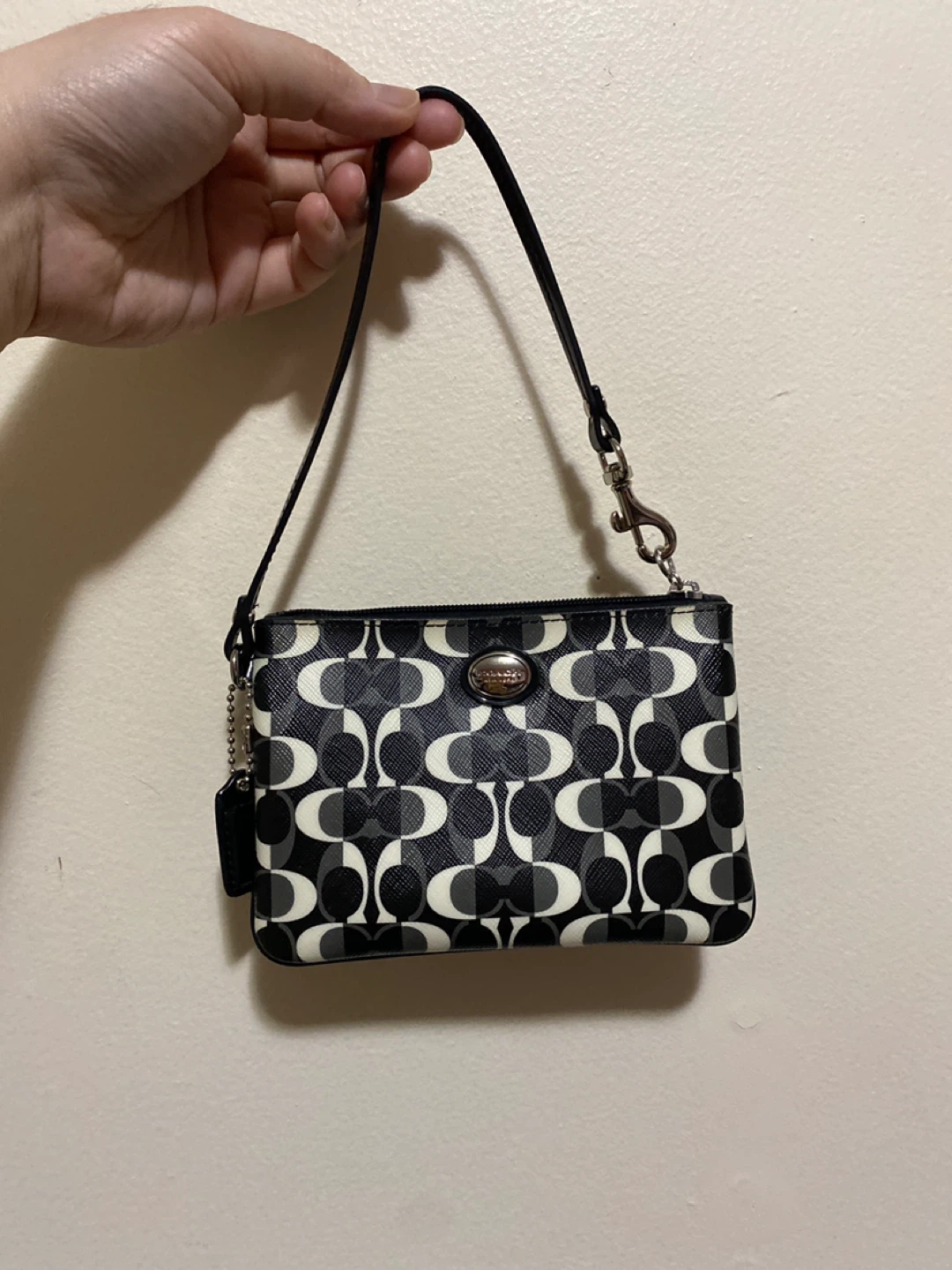 Coach Monochrome Wristlet - photo 3