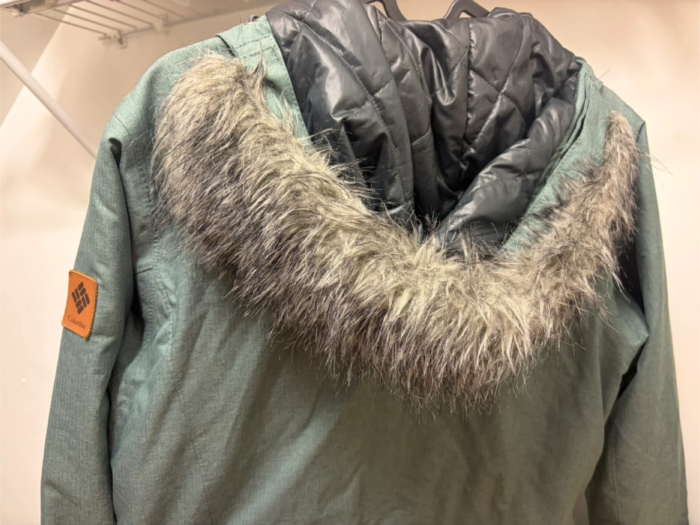 Columbia Women’s Winter Jacket – Size M - photo 2