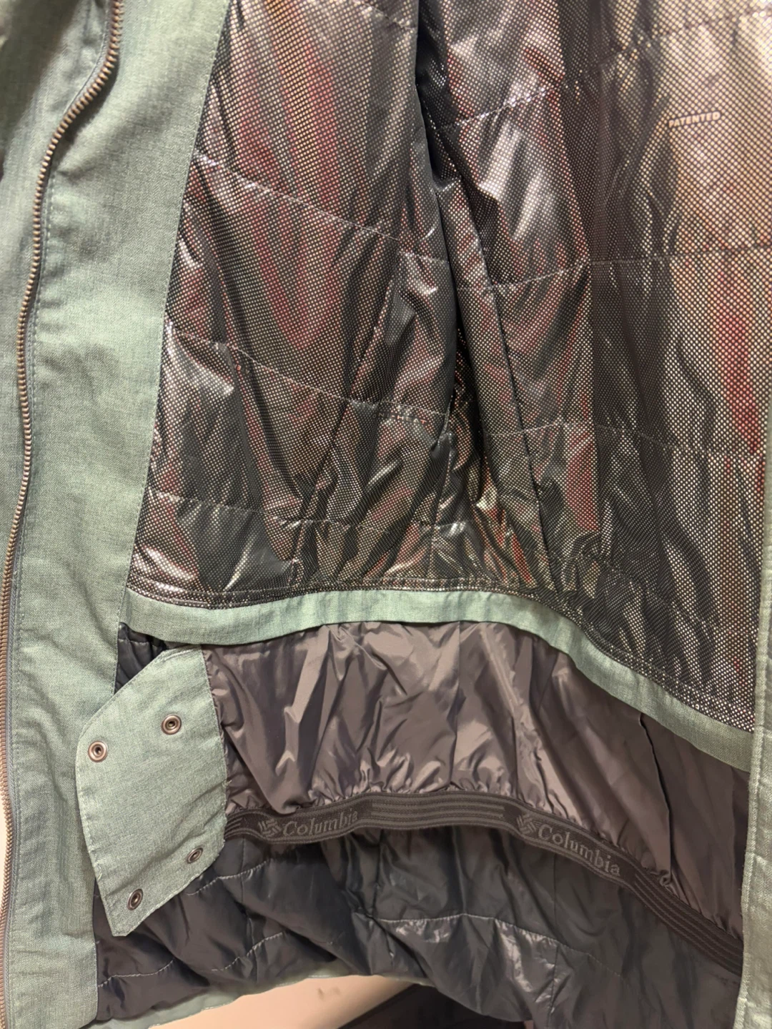 Columbia Women’s Winter Jacket – Size M - photo 4