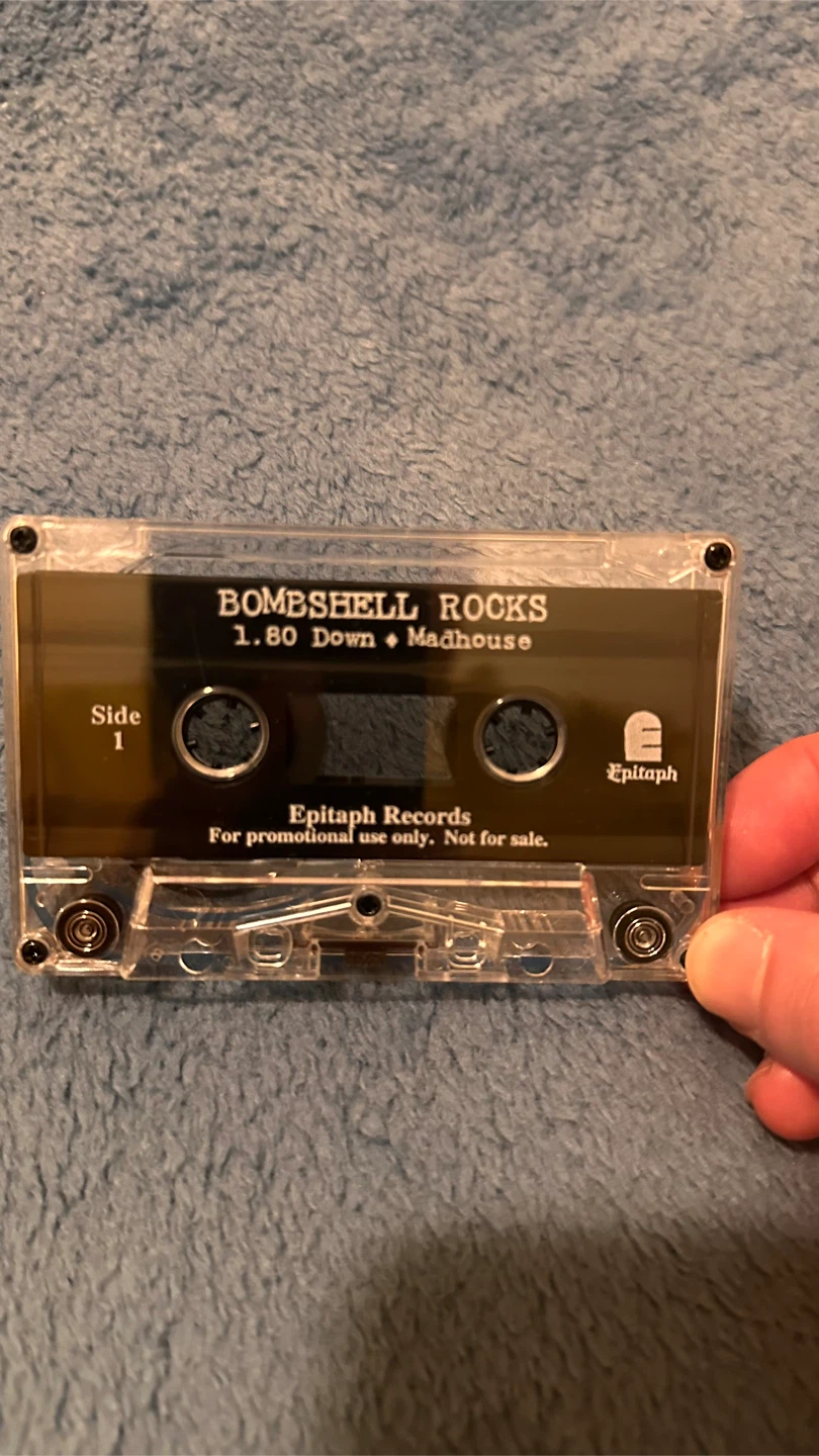 Bombshell Rocks 1.80 Down Madhouse Cassette - photo 3