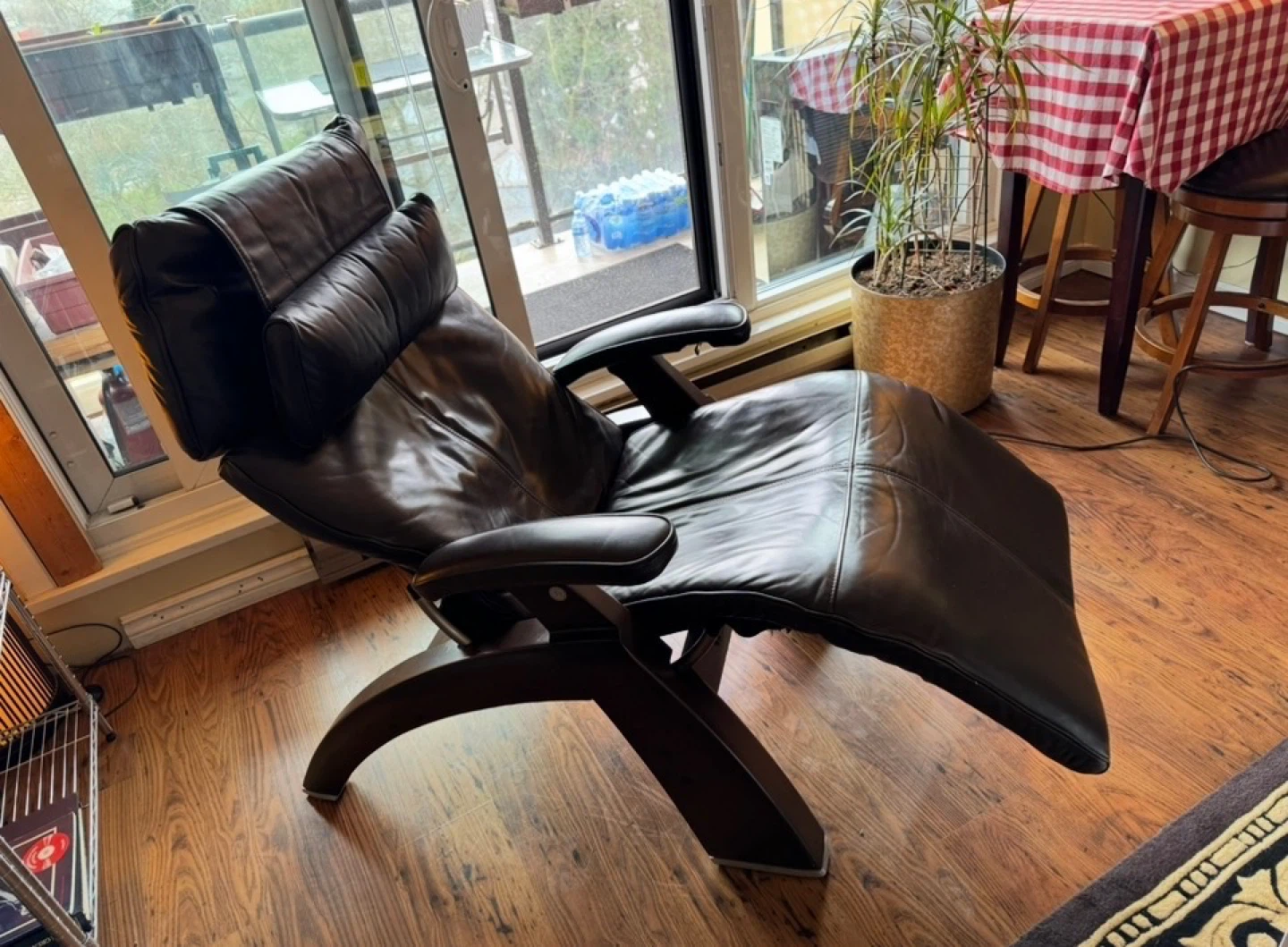 Brown Leather Zero Gravity Massage Chair - photo 4