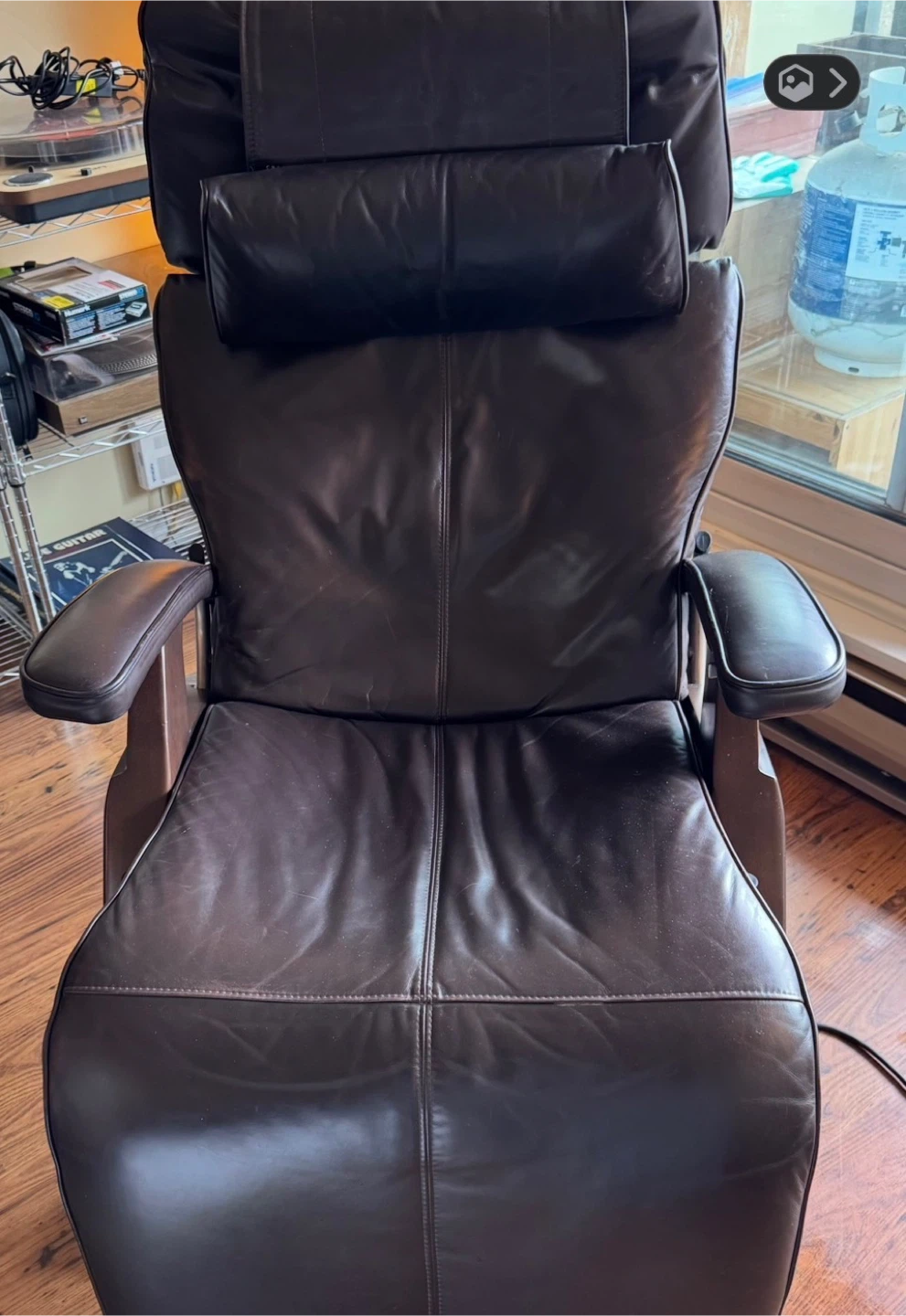 Brown Leather Zero Gravity Massage Chair