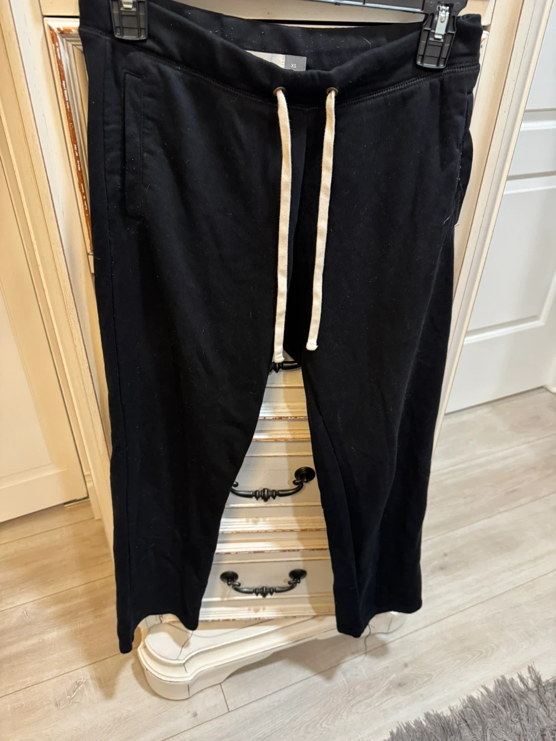 Old Navy Black Sweatpants with Drawstring - photo 4