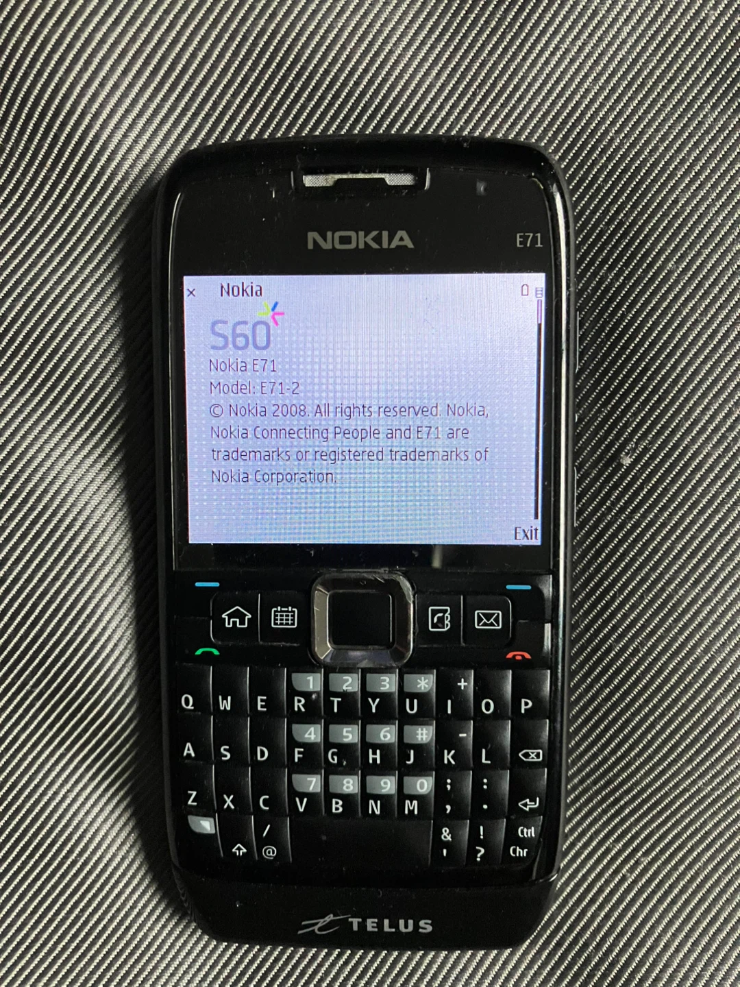Nokia E71-2 cell phone - photo 3