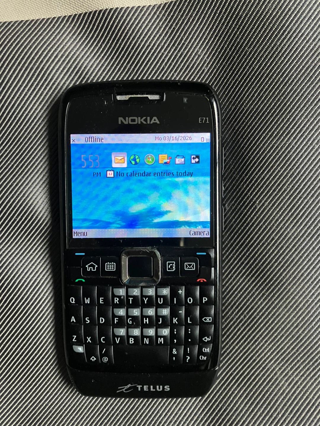 Nokia E71-2 cell phone