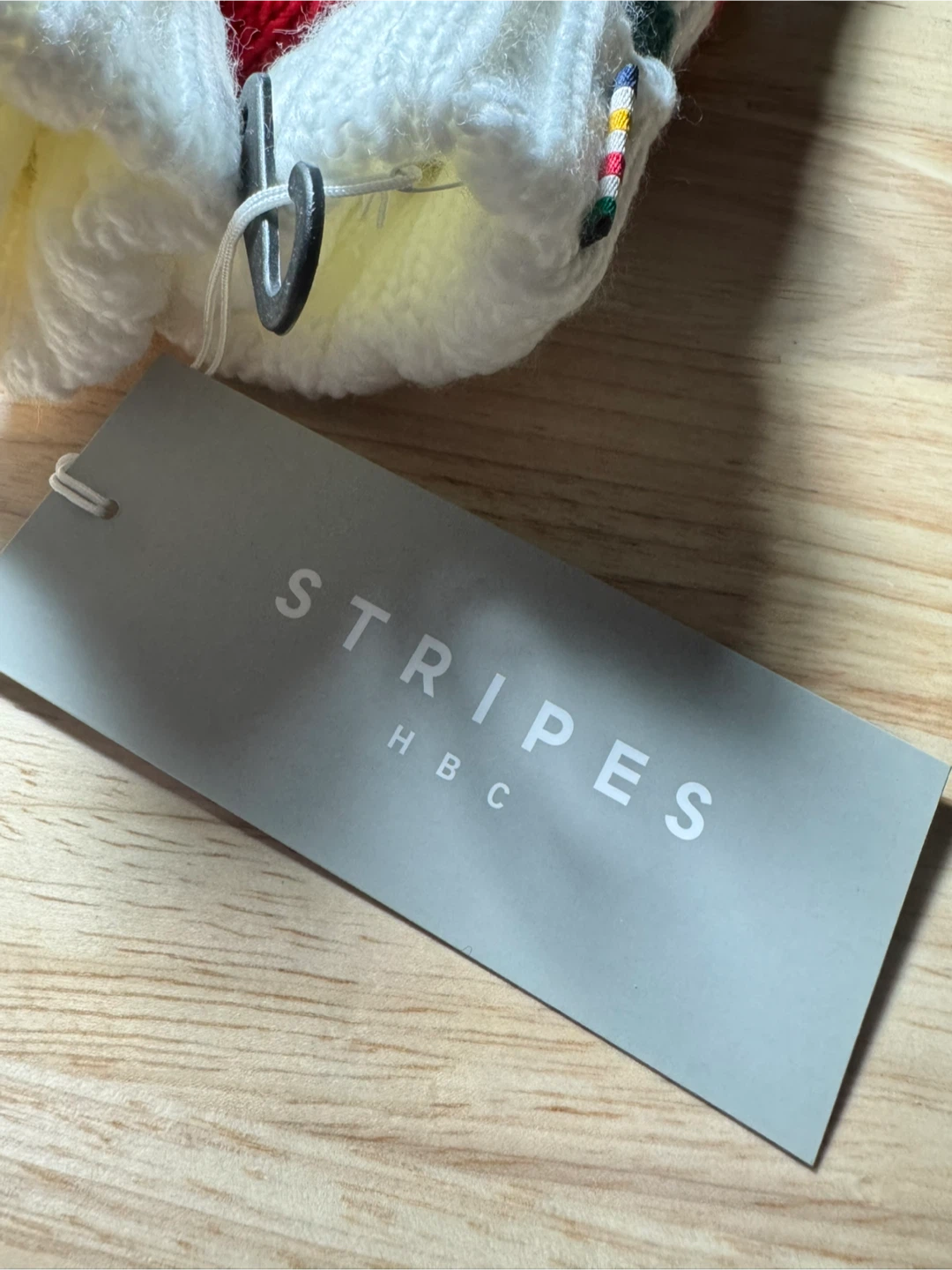 NEW Stripes Hudson’s Bay HBC Mittens - photo 4