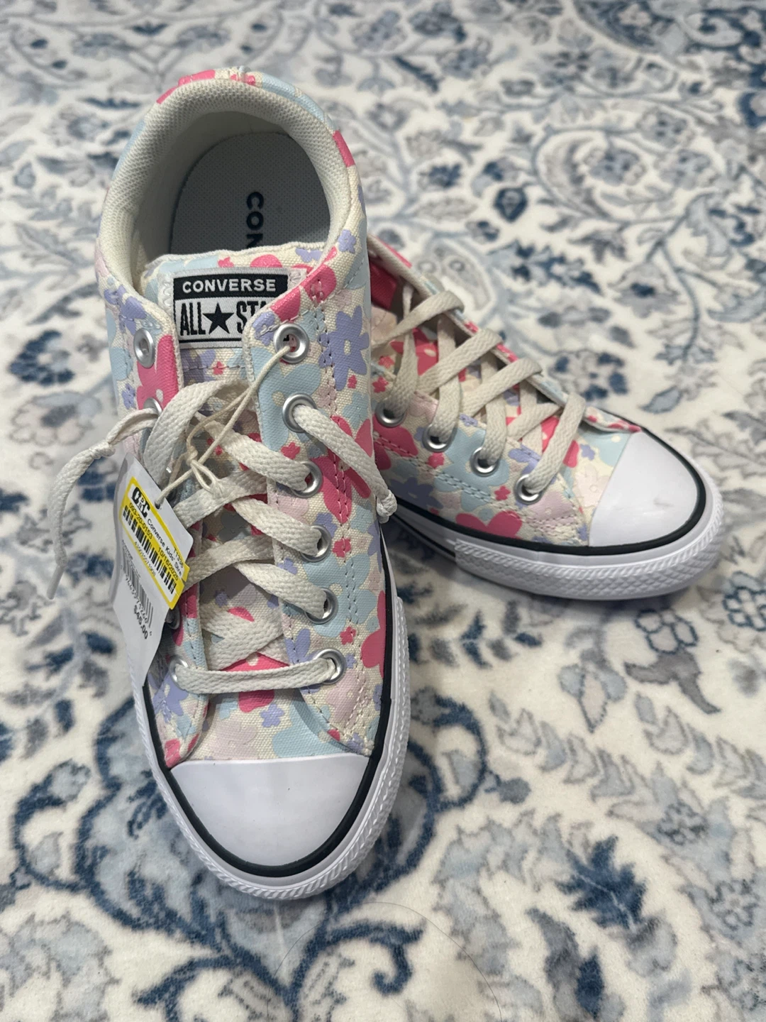 Converse All Star Floral Sneakers Size 5 kids fits US 7 women - photo 2